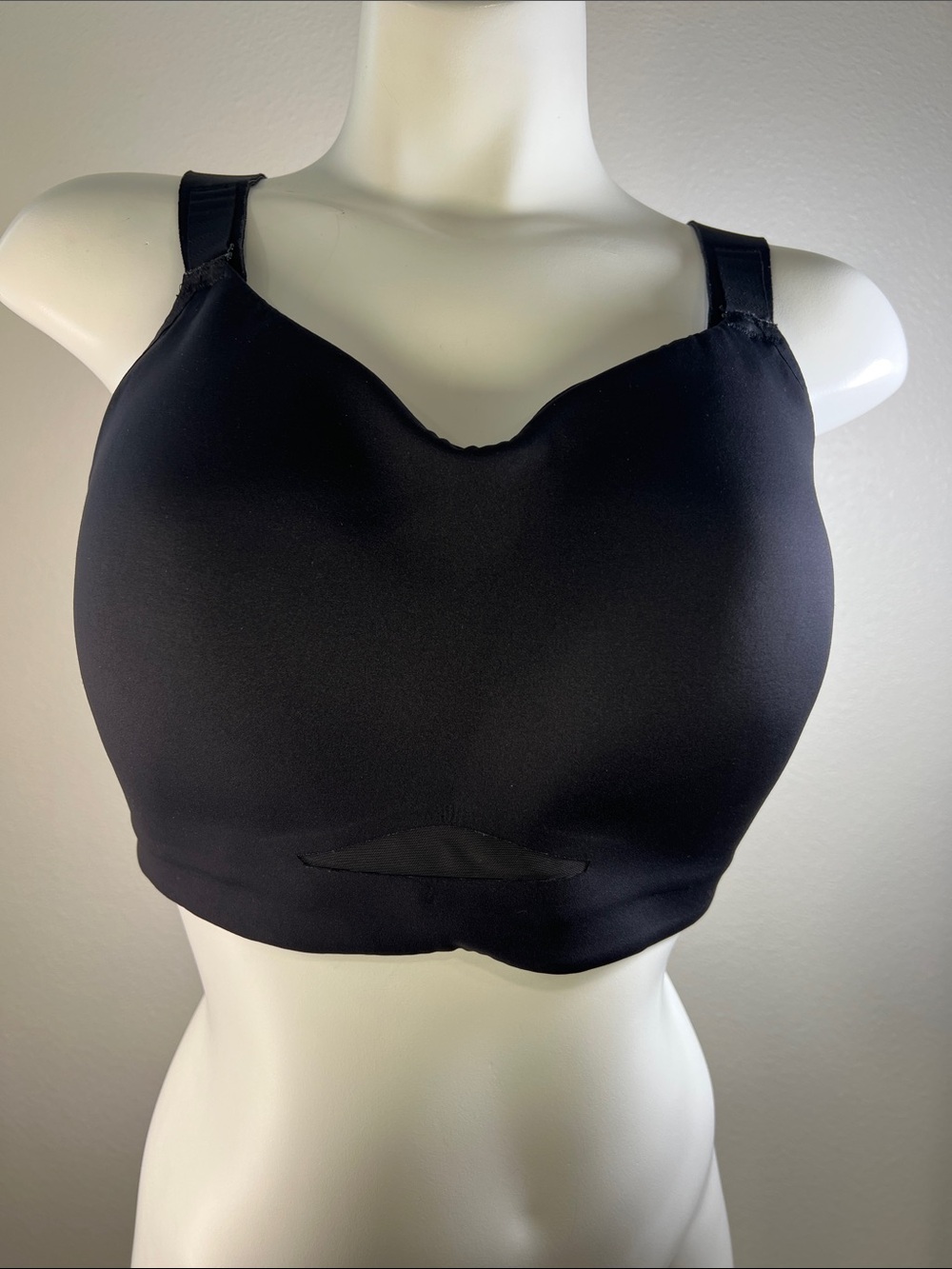 lululemon athletica Black Wireless Support Sports Bra